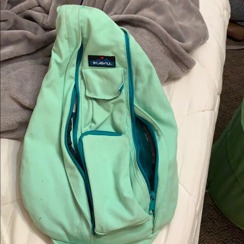 Teal kavu